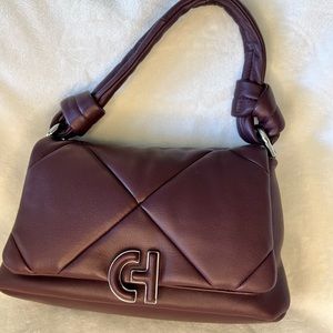 SALE! Cole Hahn Super soft quilted leather. Reminiscent to the ‘other C’ bag. …